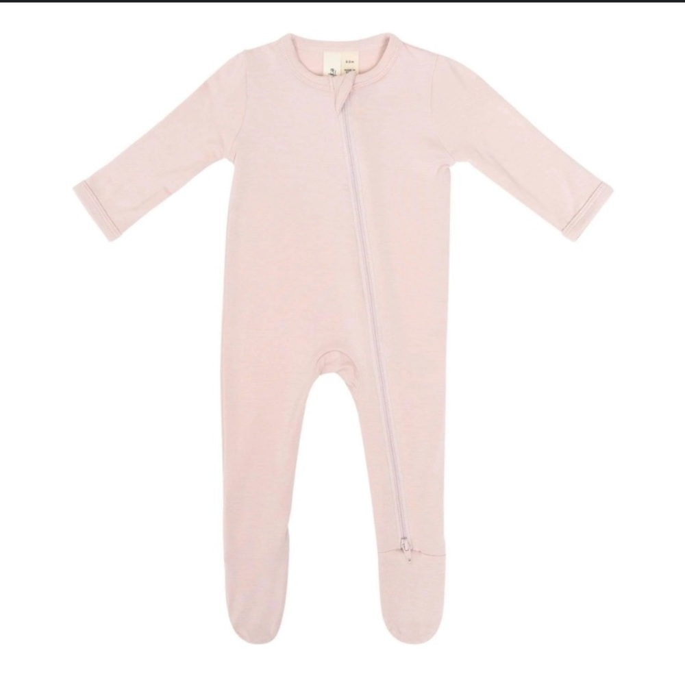 Kyte baby zippered footie blush